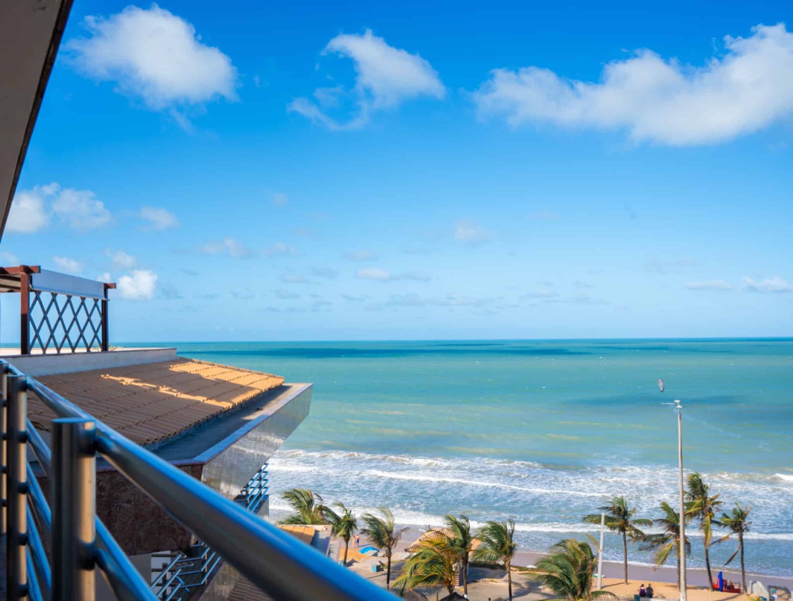 Varanda com vista para o mar